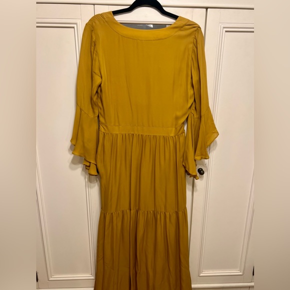 Badgley Mischka Solid Maxi Dress - Picture 4 of 6